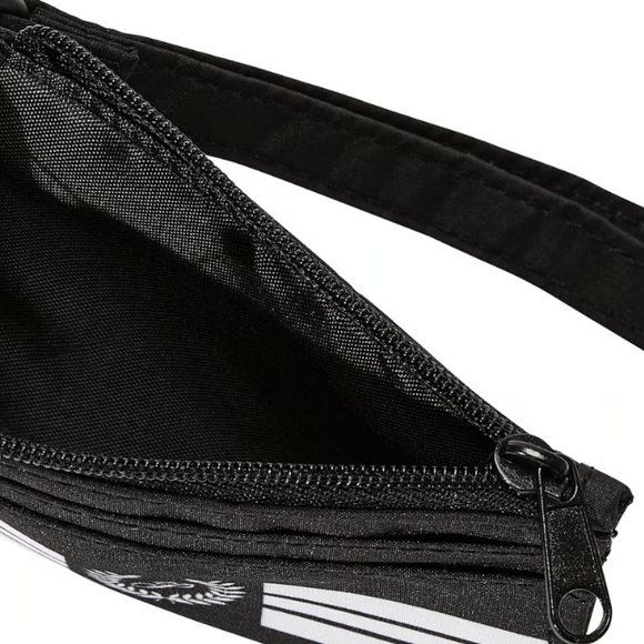 Low Start Victoria Secret PINK - Card holder Keychain With Zip - Picture 2 of 4